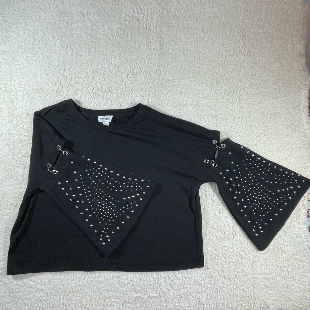 For The Republic Studded Bell Sleeve Sweatshirt Top | XL Boxy Fit